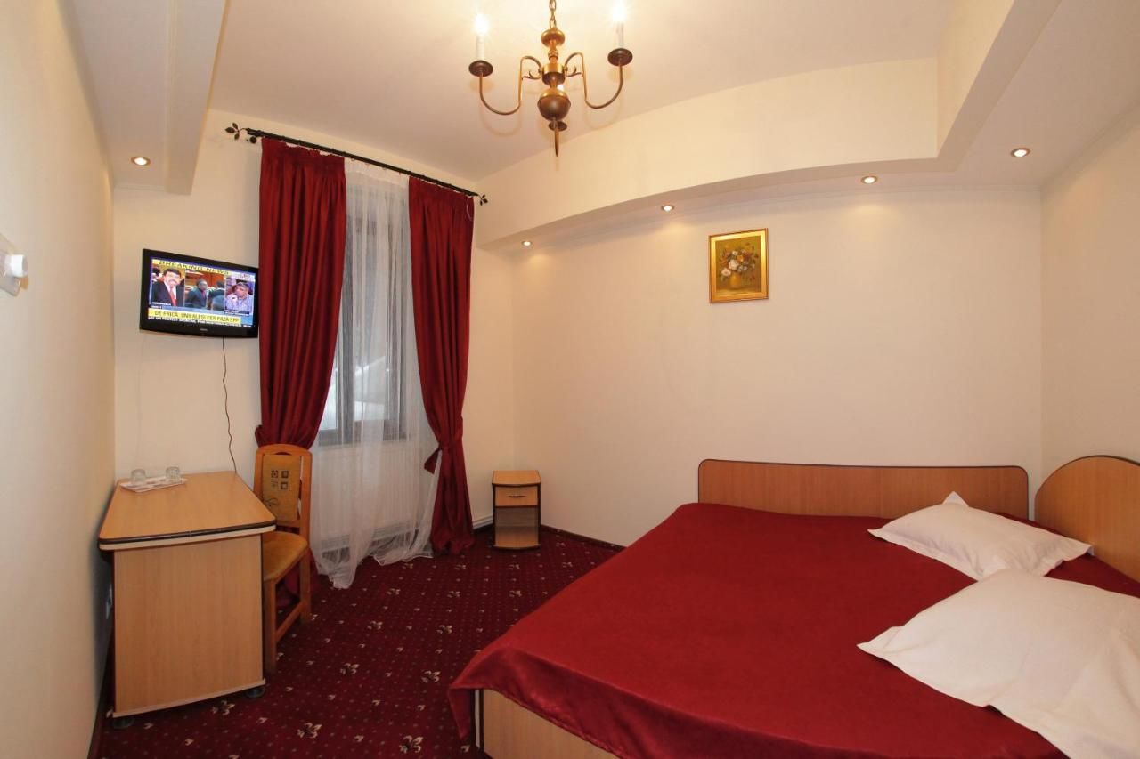 Отель Hotel Stavilar Синая-41