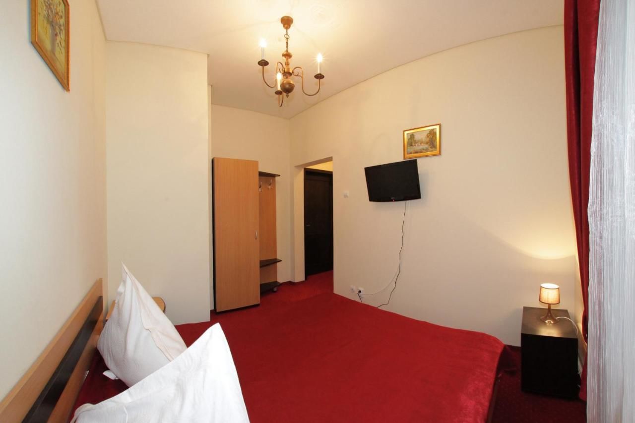 Отель Hotel Stavilar Синая-48
